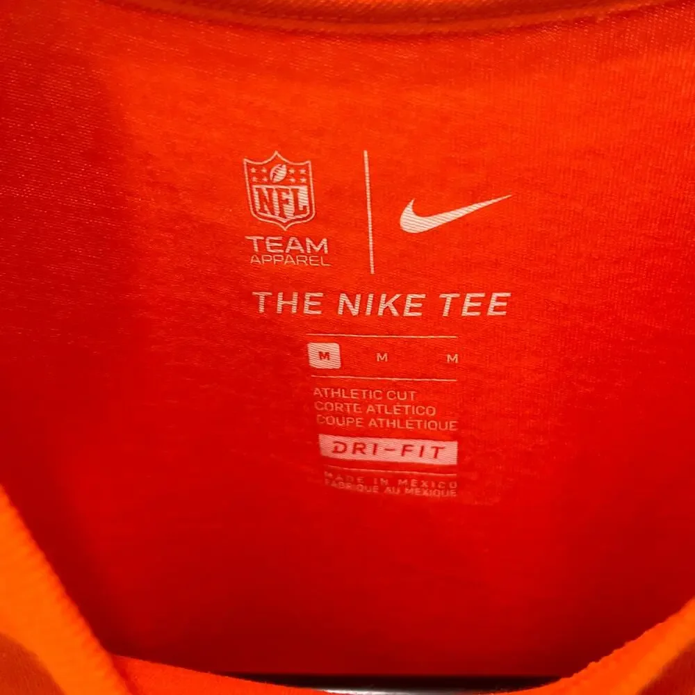Nike NFL Miami Dolphins Men’s Medium Orange Dri Fit Legend Icon Graphic T-Shirt